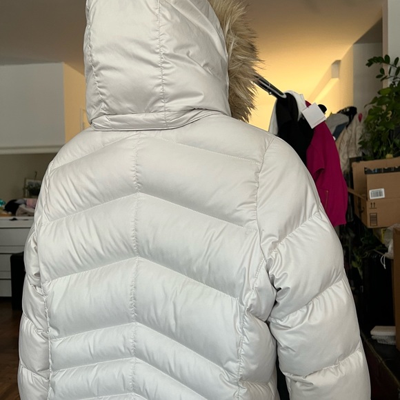 Marmot womens 700 fill power down jacket - Picture 4 of 15